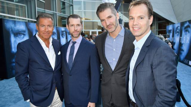 El consejero delegado de HBO, Richard Plepler, D. B. Weiss, David Benioff y el jefe de programación de HBO, Casey Bloys.