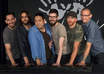 Un miembro de Linkin Park publica la primera foto del grupo con Chester Bennington Un miembro de Linkin Park publica la primera foto del grupo con Chester Bennington