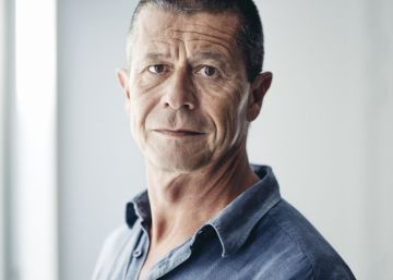Emmanuel Carrère obtiene el premio de la Feria del Libro de Guadalajara 2017 Emmanuel Carrère obtiene el premio de la Feria del Libro de Guadalajara 2017
