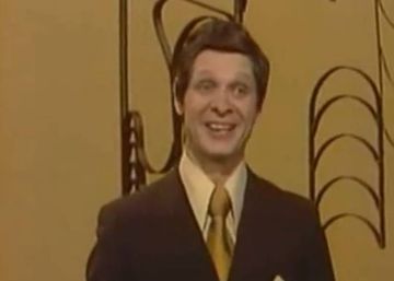 Eduard Khil, o barítono da URSS que conquistou o YouTube como ‘Mr. Trololó’ Eduard Khil, o barítono da URSS que conquistou o YouTube como ‘Mr. Trololó’