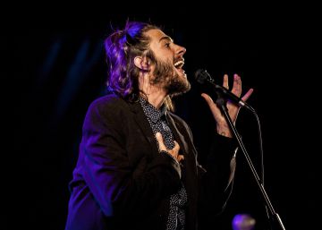 Miles de corazones blancos despiden a Salvador Sobral Miles de corazones blancos despiden a Salvador Sobral