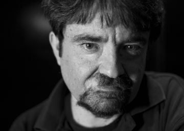 La FIL reconoce a Juan Casamayor el mérito editorial de Páginas de Espuma