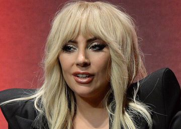 Lady Gaga posterga su gira europea, que iba a empezar el día 21 en Barcelona Lady Gaga posterga su gira europea, que iba a empezar el día 21 en Barcelona