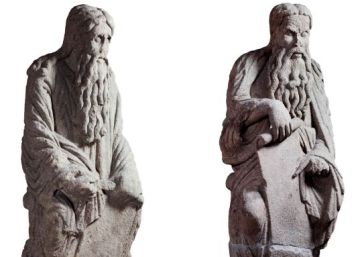 Santiago da 15 días a los Franco para que devuelvan dos estatuas del Pórtico