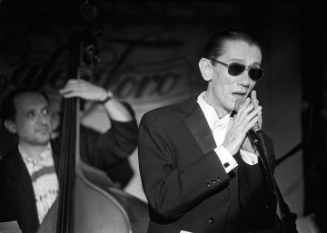 Ricardo Cantalapiedra, el cantautor de los periódicos Ricardo Cantalapiedra, el cantautor de los periódicos
