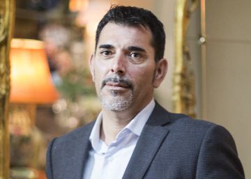 Víctor del Árbol: “El insulto de moda es llamarte equidistante”