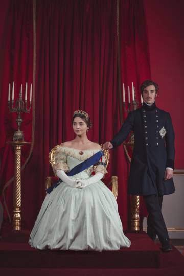 ‘Victoria’, la conciliación llega a Buckingham
