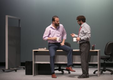 ‘Smoking room’ salta a los escenarios