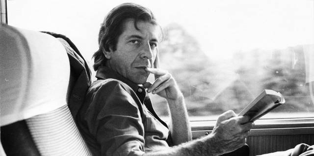 Cohen, en una fotografía que se exhibe en la exposición dedicada al músico en el Museo de Arte Contemporáneo de Montreal.