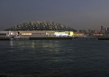 El Louvre Abu Dabi ve la luz en el desierto