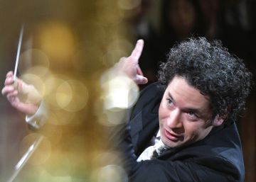 40 músicos de la Orquesta Simón Bolívar eligen el exilio