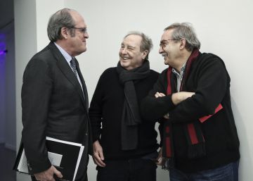 Si usted no regala este libro lo asesinarán