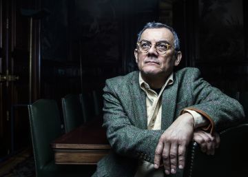 Castellanos Moya: “El Salvador es una herida a la que siempre vuelvo”