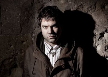 Cobras y ‘raves’: estreno del videoclip de Joe Crepúsculo para Los Nastys