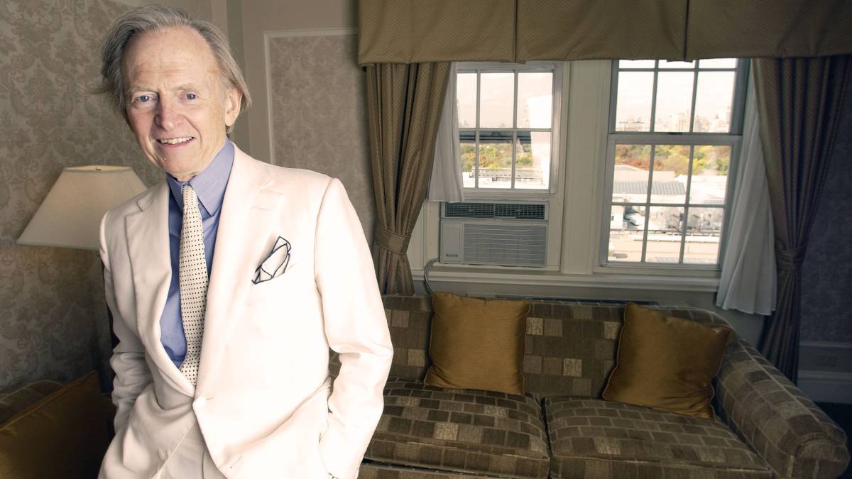 Tom Wolfe, en un hotel de Nueva York, en 2004.