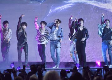 Un grupo de pop coreano alcanza por vez primera el ‘número 1’ en la listas de ventas estadounidenses