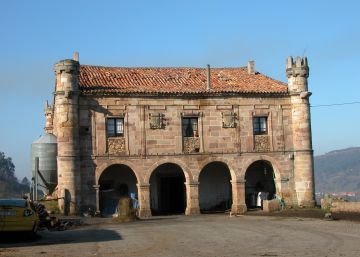 Un palacio cántabro del siglo XVII, usado como cuadra