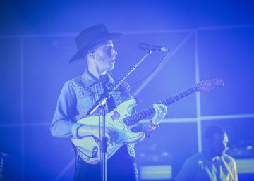 Two Door Cinema Club: “Terminaremos nuestro cuarto álbum en un mes”