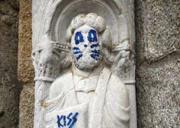 Aparece uma pichação de Kiss em escultura do século XII na catedral de Santiago de Compostela
