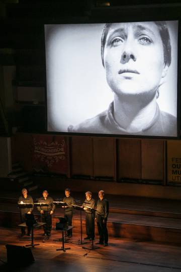 El Orlando Ensemble durante la proyección de 'La Passion de Jeanne d'Arc' de Carl Theodor Dreyer.