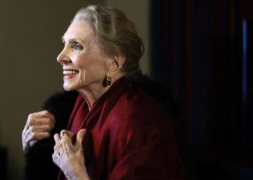 A subasta 70 instrumentos que acompañaron la voz de María Dolores Pradera