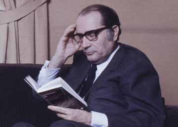 François Mitterrand, en el espejo privado de su biblioteca