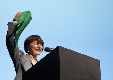 Catherine Millet critica la sororidad como bandera del #MeToo