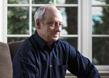 Michael J. Sandel: “Os cidadãos têm o direito de opinar sobre como se governa o Facebook”