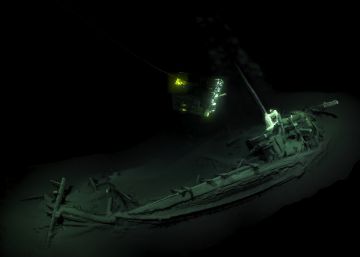 Hallado en el mar Negro un barco intacto de 2.400 años