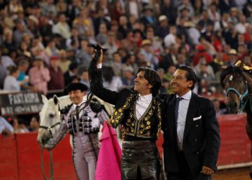 Diego Ventura indulta un toro en su regreso a la Monumental de México