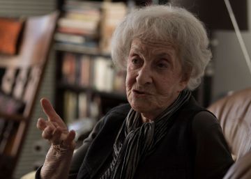 Ida Vitale, verso libre del Cervantes