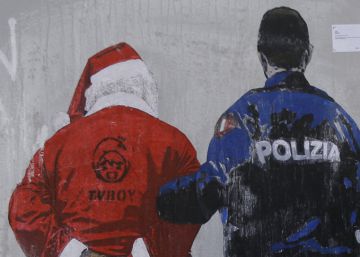 Italia ‘esposa’ a Papá Noel por inmigrante