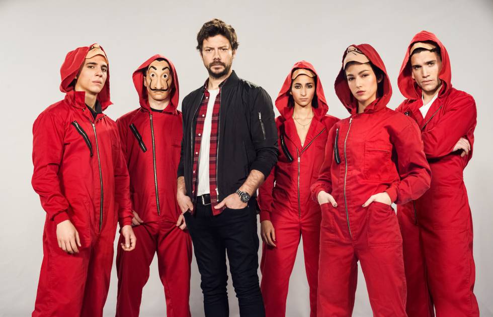 Algunos de los protagonistas de 'La casa de papel'.