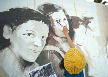 Grafitis feministas pintan la historia obrera gaditana