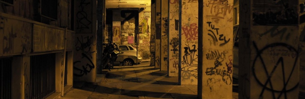 Las convulsas noches de Exarchia, el barrio griego donde conviven gentrificación y cócteles molotov