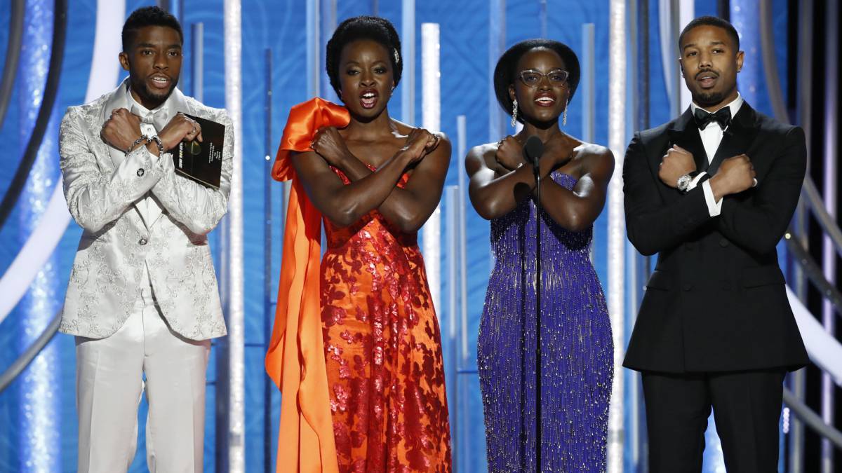 De izquierda a derecha, Chadwick Boseman, Danai Gurira, Lupita Nyong'o y Michael B. Jordan, en la gala.