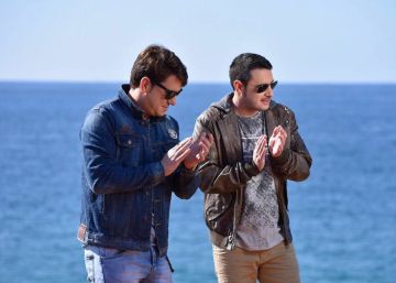 Coyote Dax, Andy y Lucas y Safri Duo en un festival que celebra los 2000