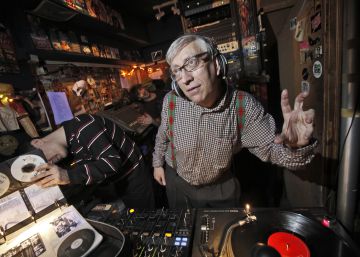 Juan de Pablos se retira tras una vida dedicada a la radio