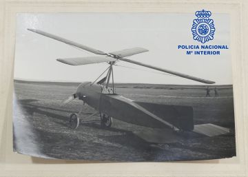 La Policía recupera documentación original del autogiro de Juan de la Cierva buscada desde 1998