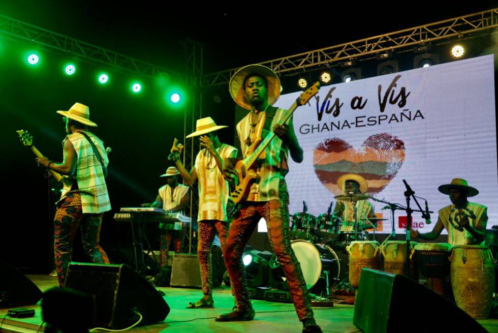 FRA!, un grupo de veinteañeros, cuyo nombre significa