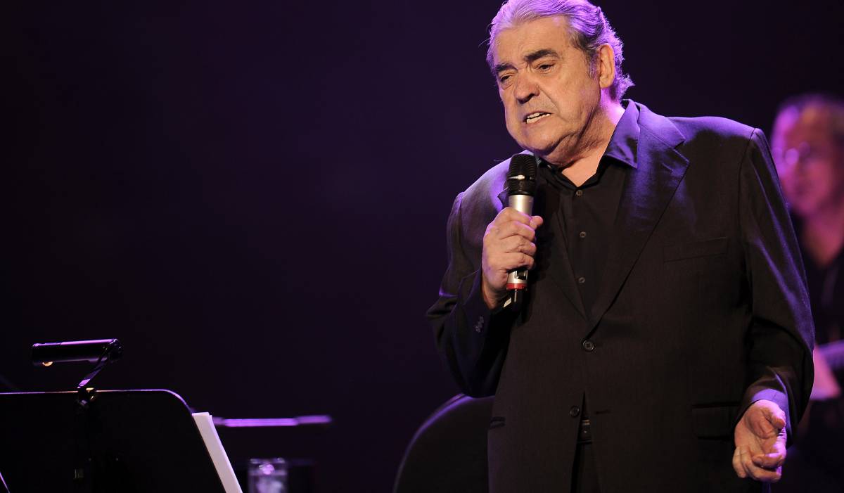 Alberto Cortez en una actuación en 2011.