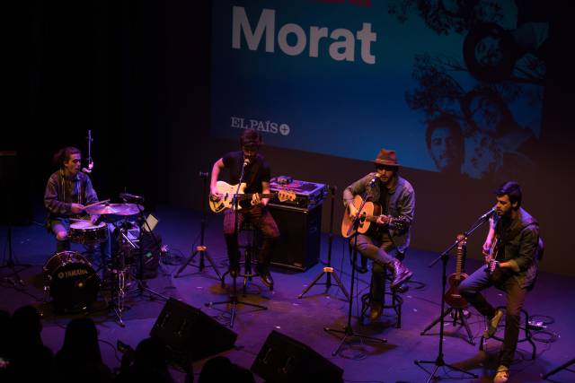 El grupo Morat actúa en los encuentros de EL PAÍS.