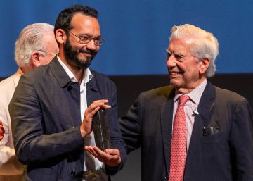 El venezolano Rodrigo Blanco Calderón gana el premio de la Bienal de Novela Mario Vargas Llosa
