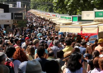 Los hombres publican el doble de libros que las mujeres