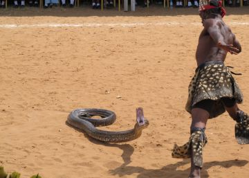 Entre los misteriosos hombres serpiente de Tanganika