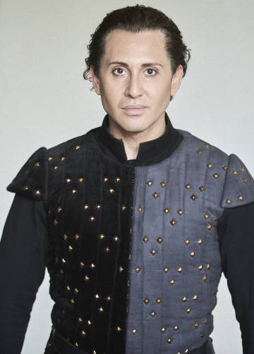 El tenor asturiano Jorge Rodríguez-Norton, vestido para su papel en 'Tannhäuser'.