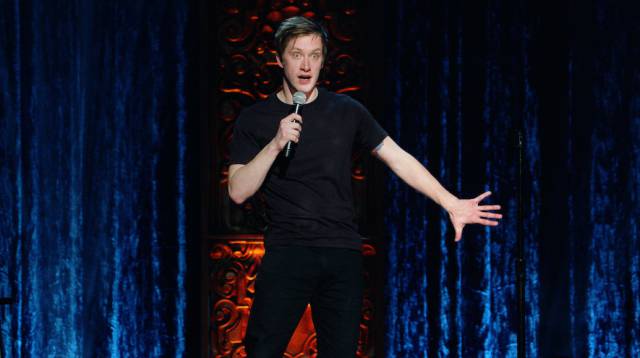 El monologuista Daniel Sloss, durante uno de sus actuaciones.