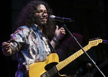 Doce horas de música para Camarón