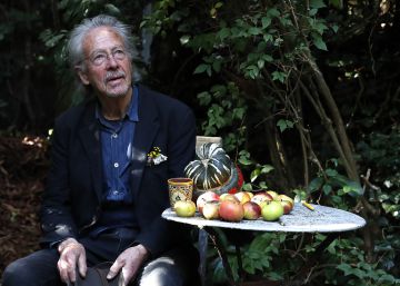 Uma hora no jardim com Peter Handke, o ganhador do Nobel de Literatura: “Agora me sinto livre”