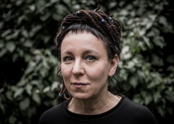 “Hice de camarera y de ‘kelly’ en un hotel de lujo”: autorretrato de la Nobel de Literatura